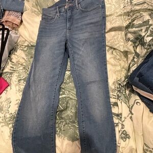 GUC SIZE 30 LEVIS 315 Shaping Bootcut Women's Jeans